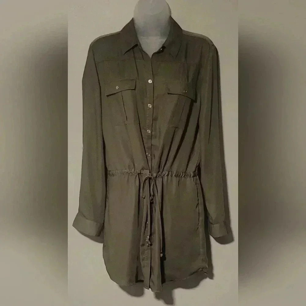 CHICOS Olive Woven Utility Shirt, button down, roll tab sleeve, size 1 - Picture 2 of 11